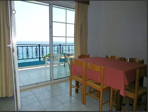 Makrýgialos Cypriana Apartments מראה חיצוני תמונה
